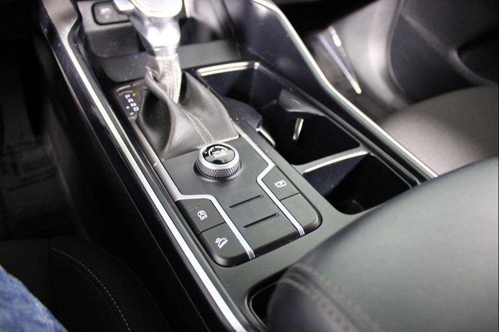 used 2022 Kia Sorento car, priced at $20,585