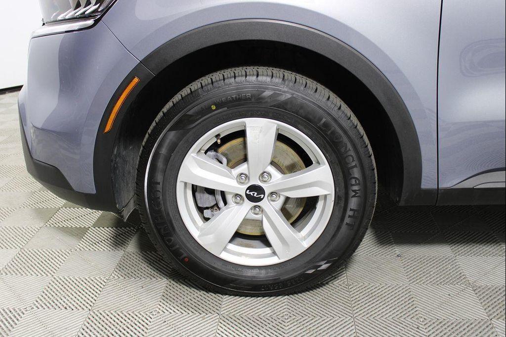 used 2023 Kia Sorento car, priced at $22,988