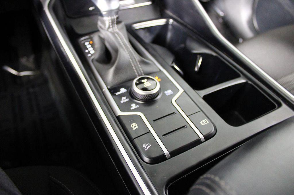 used 2023 Kia Sorento car, priced at $22,988
