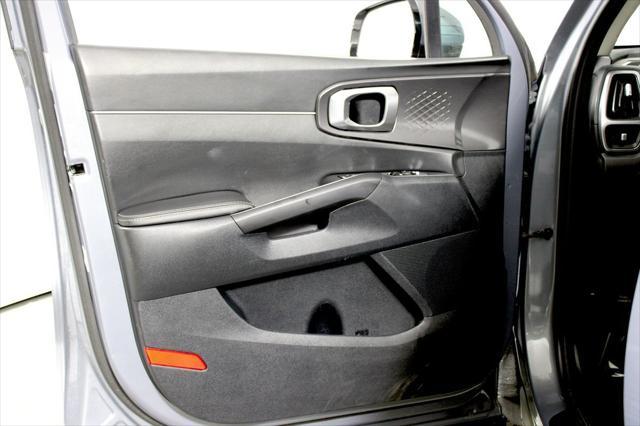 used 2023 Kia Sorento car, priced at $22,988