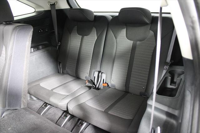 used 2023 Kia Sorento car, priced at $22,988