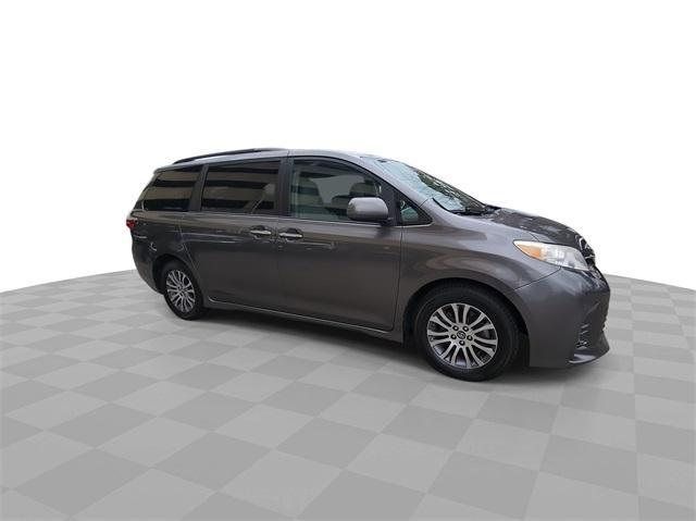 used 2018 Toyota Sienna car, priced at $21,196