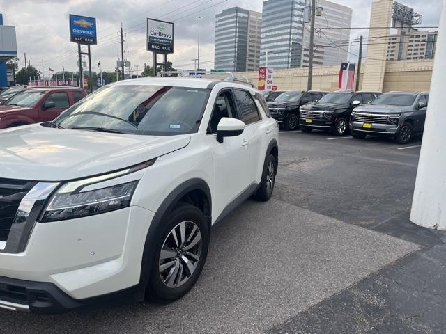 used 2023 Nissan Pathfinder car, priced at $31,991