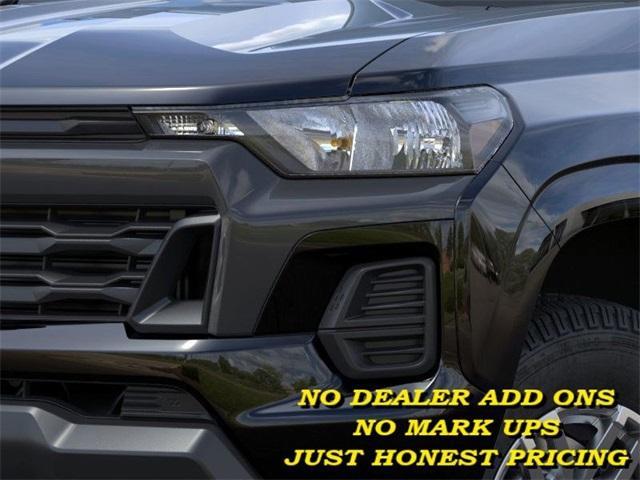 new 2025 Chevrolet Colorado car, priced at $31,645