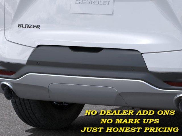 new 2025 Chevrolet Blazer car, priced at $33,180