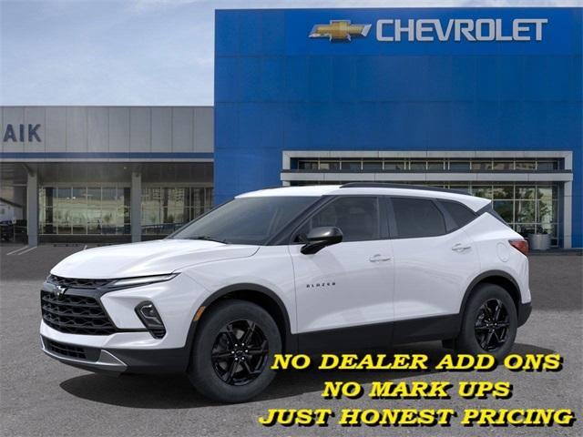new 2025 Chevrolet Blazer car, priced at $33,180
