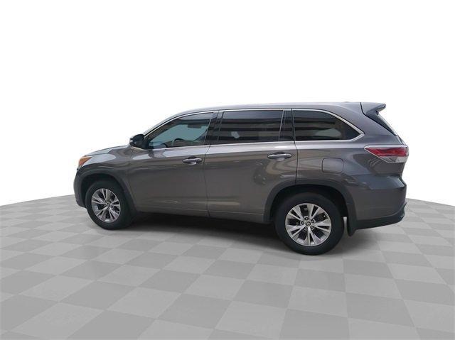 used 2016 Toyota Highlander car, priced at $15,991