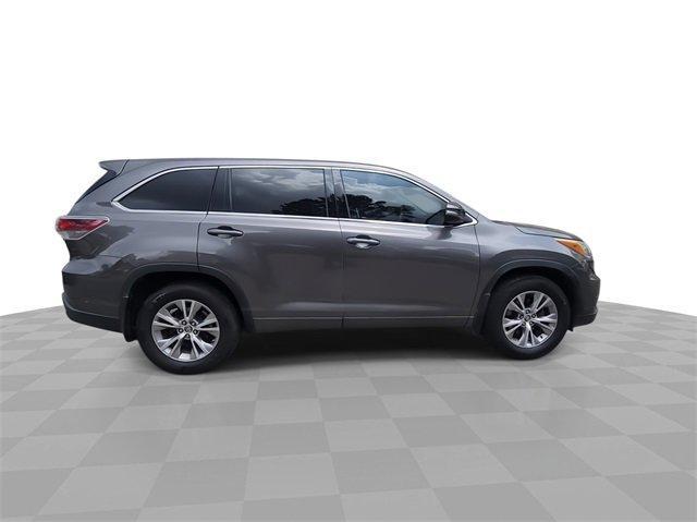 used 2016 Toyota Highlander car, priced at $15,991