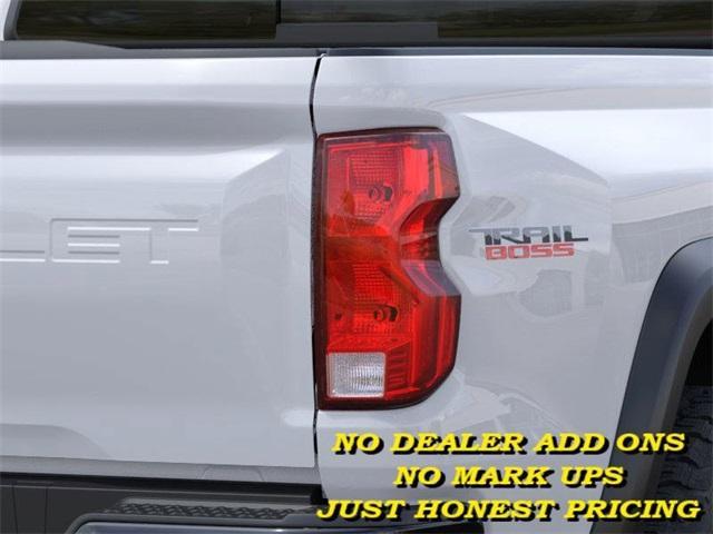 new 2025 Chevrolet Colorado car, priced at $39,494