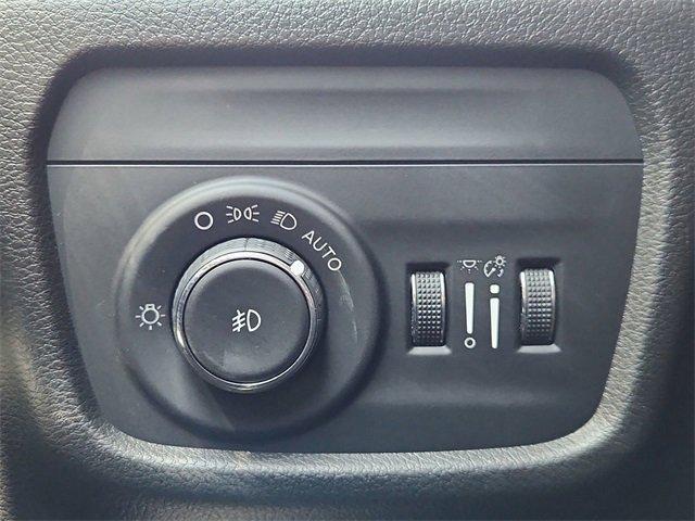 used 2022 Jeep Grand Cherokee car, priced at $35,294