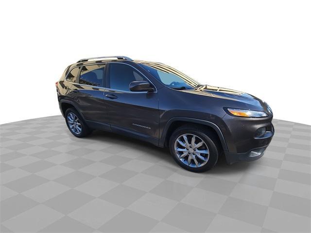 used 2018 Jeep Cherokee car, priced at $14,783