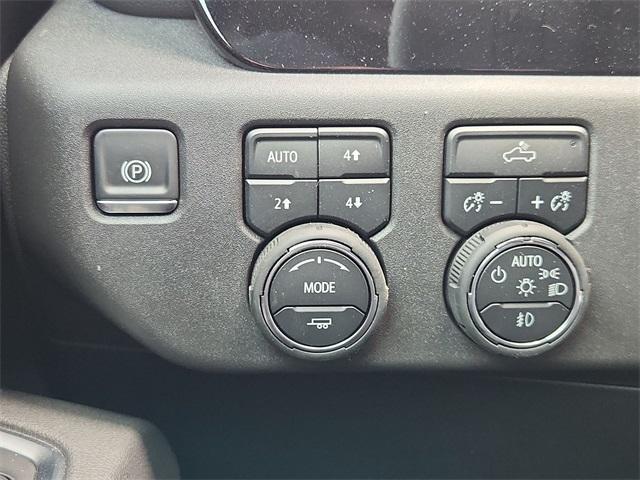 new 2025 Chevrolet Silverado 1500 car, priced at $69,214