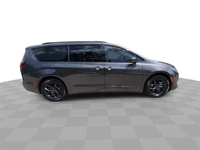used 2020 Chrysler Pacifica car, priced at $19,492
