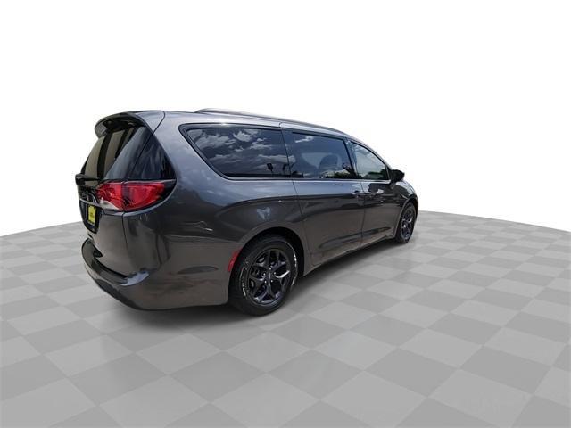 used 2020 Chrysler Pacifica car, priced at $19,492