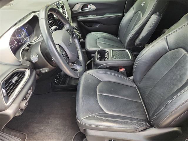 used 2020 Chrysler Pacifica car, priced at $19,492
