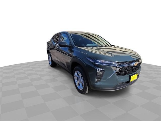 used 2025 Chevrolet Trax car, priced at $22,991