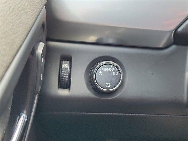 used 2015 Chevrolet Suburban car, priced at $22,192