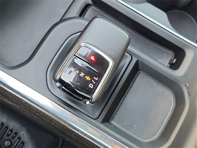 used 2022 Chevrolet Silverado 1500 car, priced at $29,999