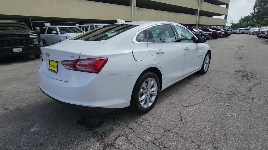 used 2022 Chevrolet Malibu car, priced at $17,991