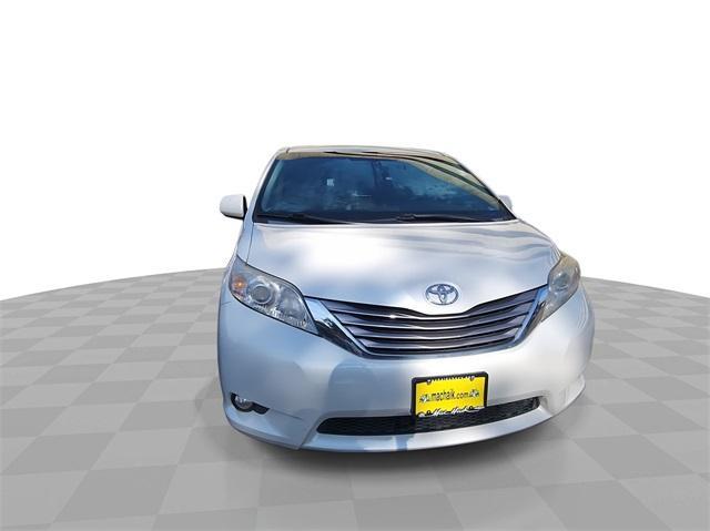 used 2016 Toyota Sienna car, priced at $19,592