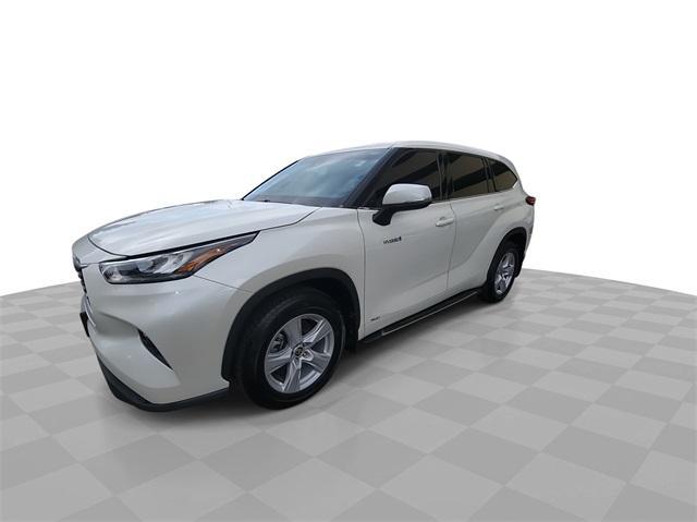 used 2020 Toyota Highlander Hybrid car, priced at $29,993