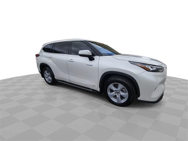 used 2020 Toyota Highlander Hybrid car, priced at $29,993