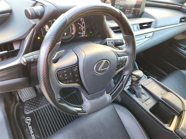 used 2020 Lexus ES 350 car, priced at $32,095