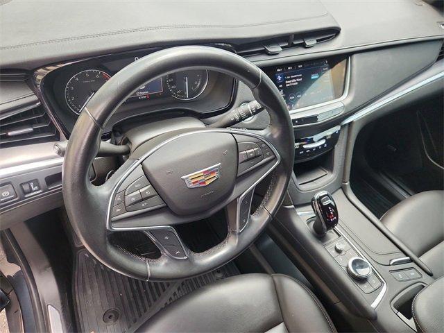 used 2021 Cadillac XT5 car, priced at $23,193