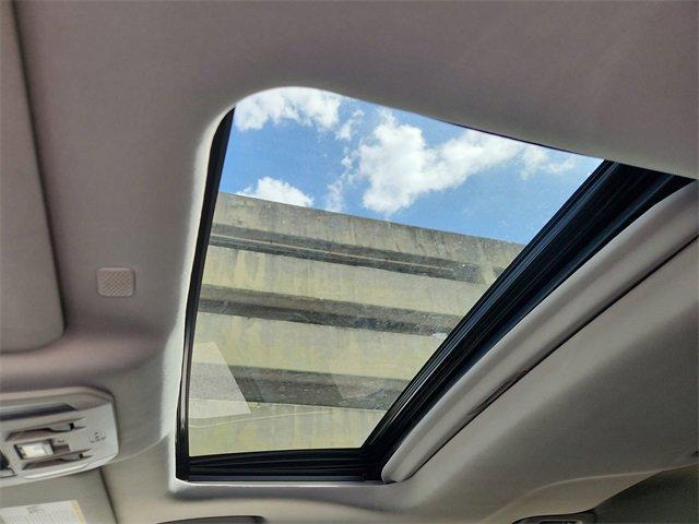 used 2021 Toyota Highlander car, priced at $31,993