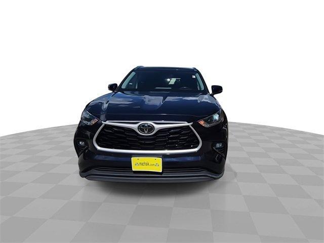 used 2021 Toyota Highlander car, priced at $31,993