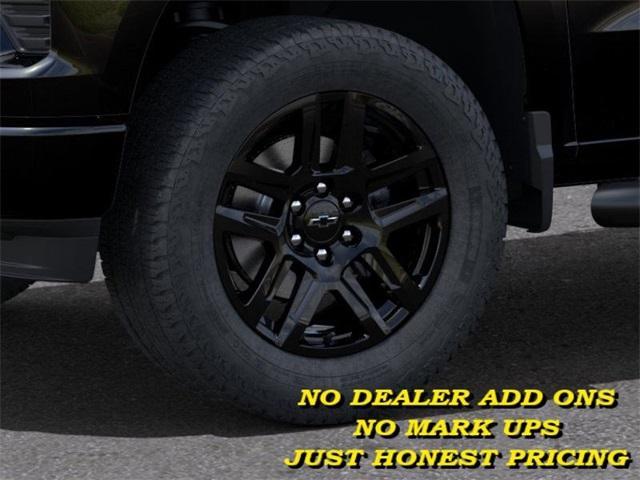 new 2025 Chevrolet Silverado 1500 car, priced at $40,315