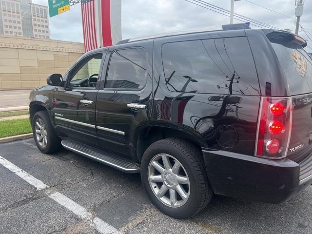 used 2013 GMC Yukon car, priced at $14,991