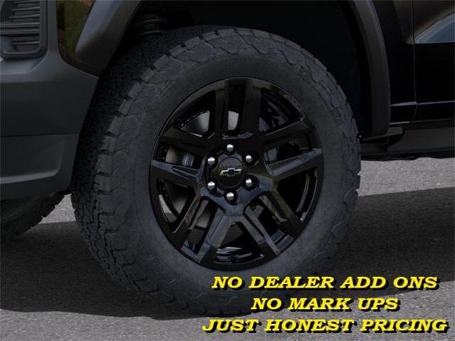 new 2025 Chevrolet Colorado car, priced at $42,380