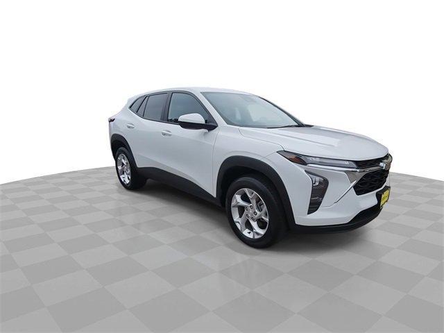 used 2024 Chevrolet Trax car, priced at $21,493