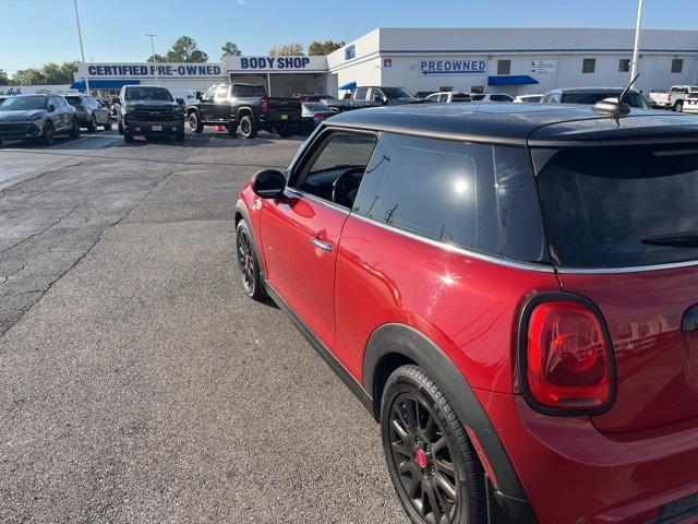 used 2016 MINI Hardtop car, priced at $12,392