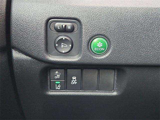 used 2021 Honda Pilot car, priced at $25,291