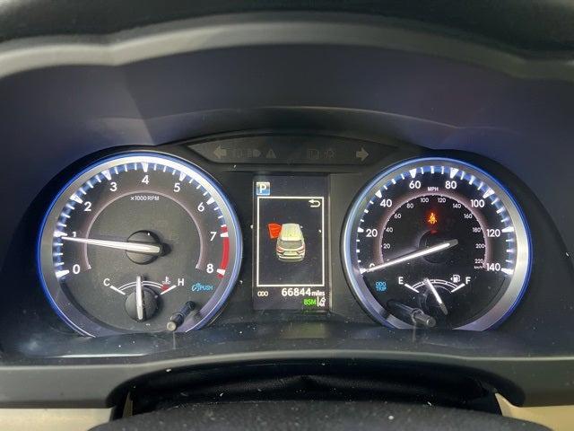used 2019 Toyota Highlander car, priced at $27,491