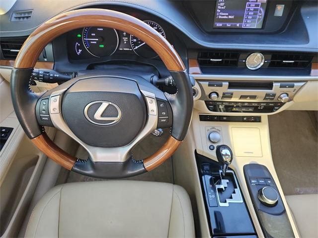 used 2013 Lexus ES 300h car, priced at $15,773