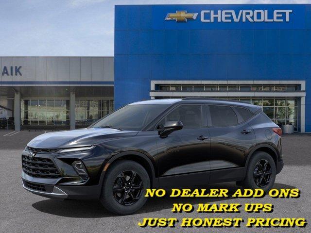 new 2025 Chevrolet Blazer car, priced at $33,180