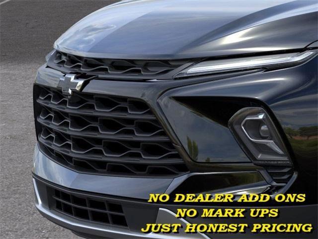 new 2025 Chevrolet Blazer car, priced at $33,180