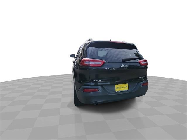 used 2015 Jeep Cherokee car, priced at $13,492