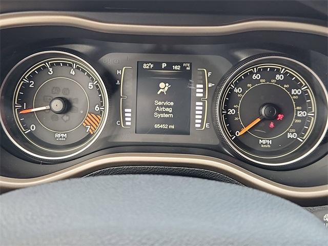 used 2015 Jeep Cherokee car, priced at $13,492