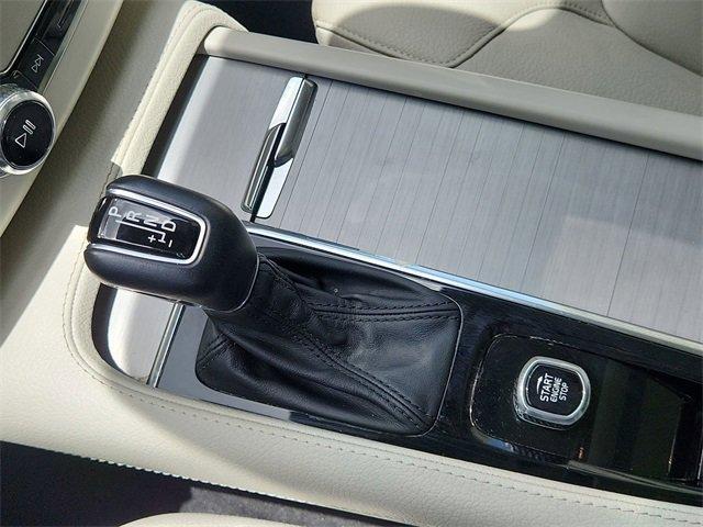 used 2022 Volvo XC90 car, priced at $31,499
