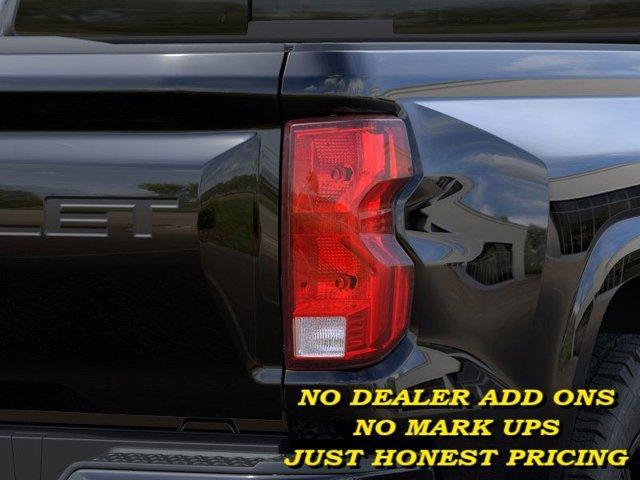 new 2025 Chevrolet Colorado car, priced at $32,750
