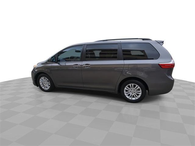 used 2017 Toyota Sienna car, priced at $21,191