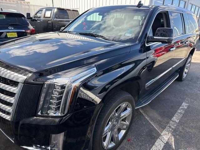 used 2020 Cadillac Escalade ESV car, priced at $40,491