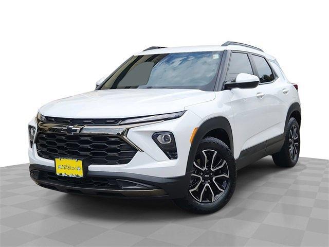 used 2024 Chevrolet TrailBlazer car, priced at $25,395