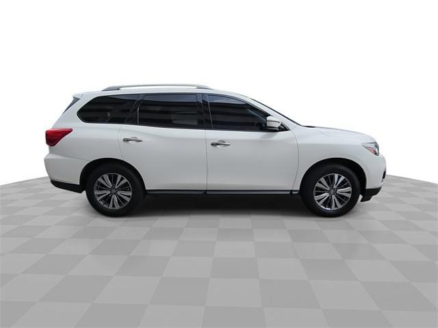used 2020 Nissan Pathfinder car, priced at $17,496