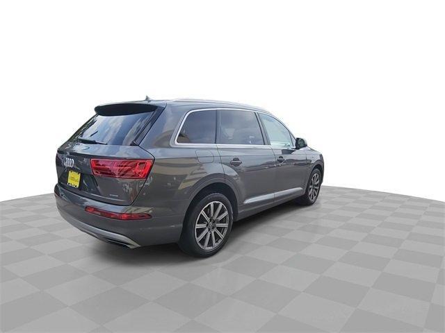 used 2018 Audi Q7 car, priced at $17,491