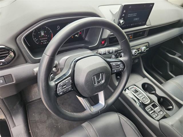 used 2023 Honda Pilot car, priced at $35,992